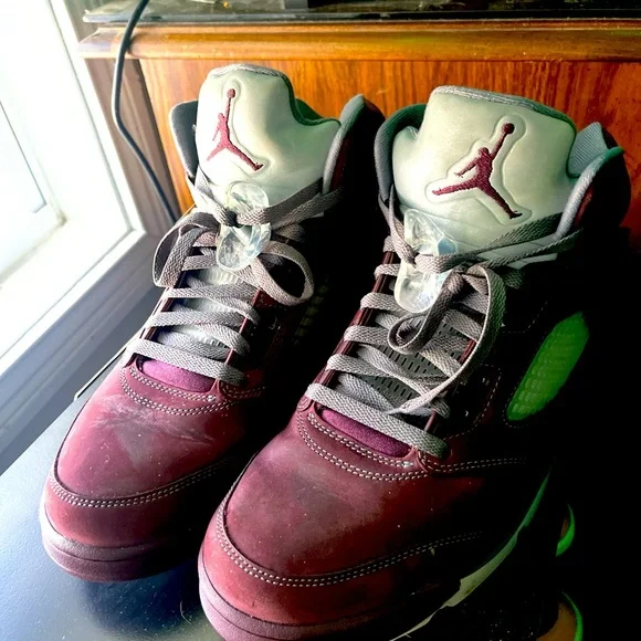 Size 11 - Air Jordan 5 Retro SE 2023 Burgundy - Picture 1 of 7